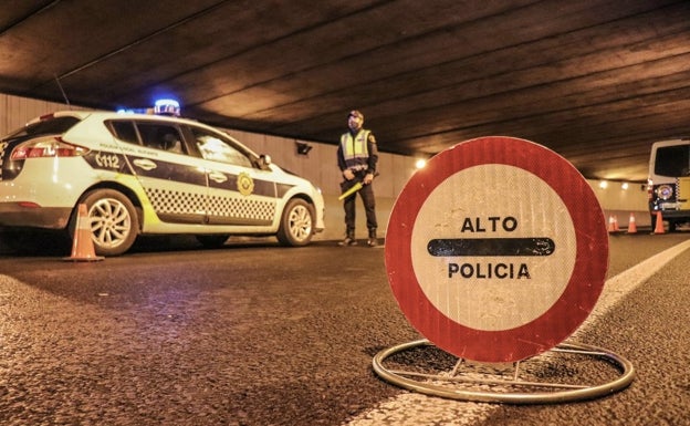 La Policía Local de Alicante disuelve seis fiestas privadas esta madrugada