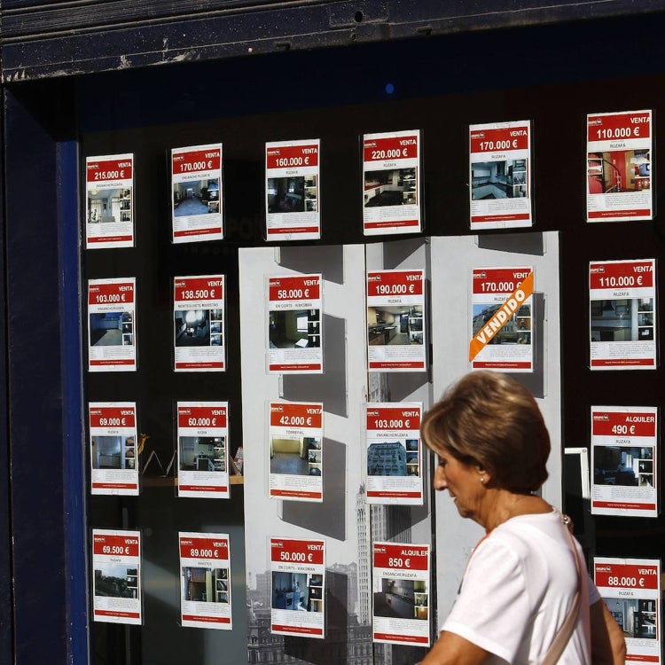 Sólo nueve pisos de los 57.000 vacíos en Valencia reciben ayudas para alquilarlos