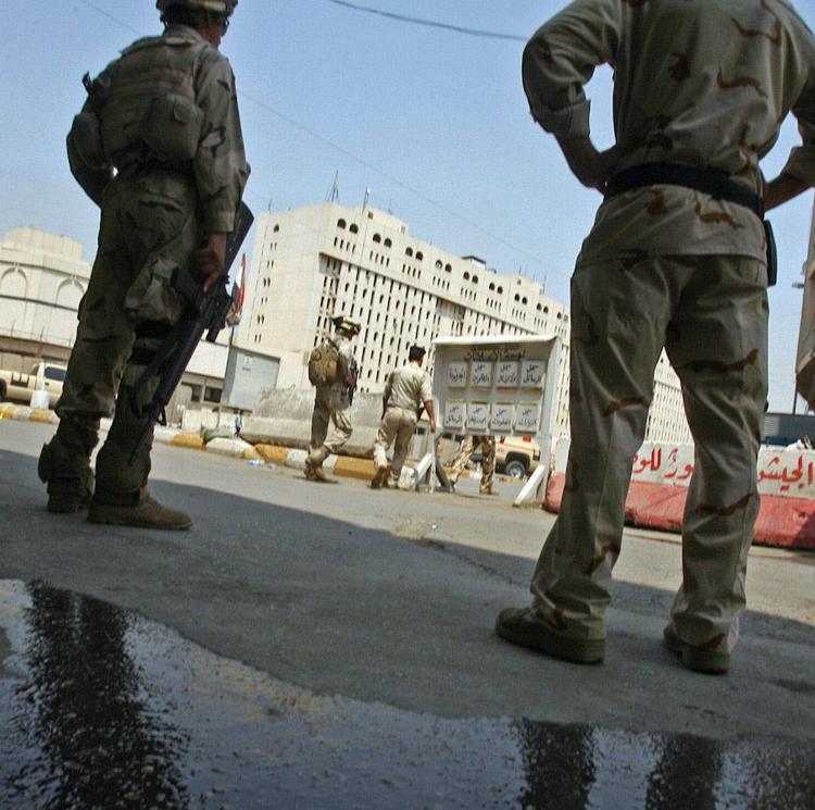 Once valencianos contagiados y aislados por un brote en el Ejército