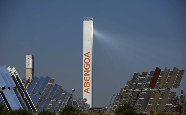 Compromís y Podemos cuestionan el apoyo de Puig a Abengoa para que se instale en Valencia