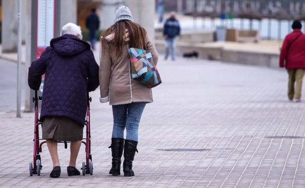 La Sindicatura de Comptes carga contra la falta de plazas para la dependencia