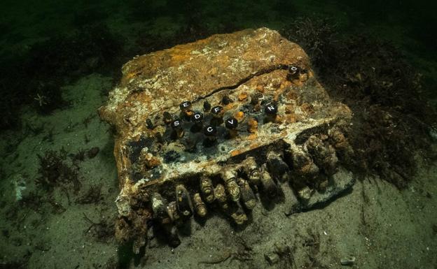 Encuentran una máquina Enigma en el fondo del mar Báltico