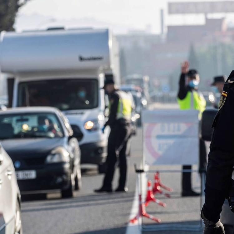 ENCUESTA | ¿Cree que los ciudadanos respetarán las restricciones en Navidad?