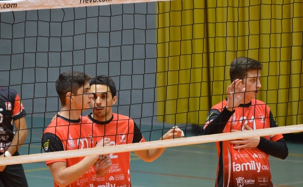 Derrotas de los equipos del Xàtiva voleibol en la liga de plata española