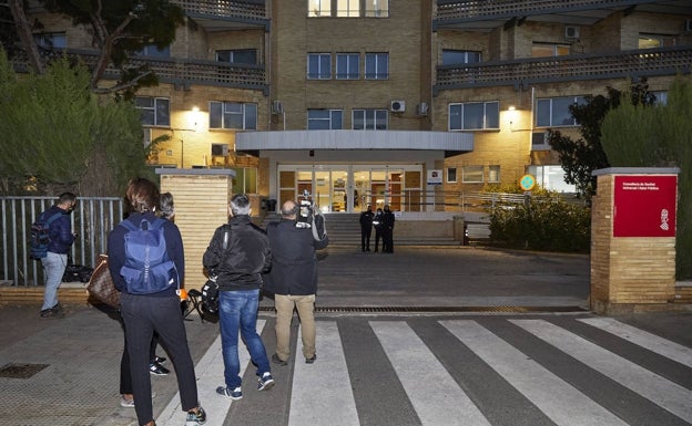 La Policía Nacional investiga si una mafia proporciona pasaportes falsos a los inmigrantes llegados de Canarias