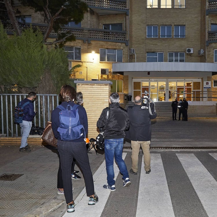 La Policía Nacional investiga si una mafia proporciona pasaportes falsos a los inmigrantes llegados de Canarias