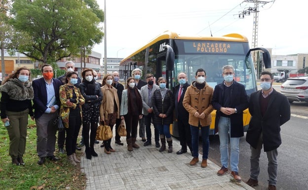 Un servicio de autobús lanzadera unirá las áreas industriales de Paterna con la capital