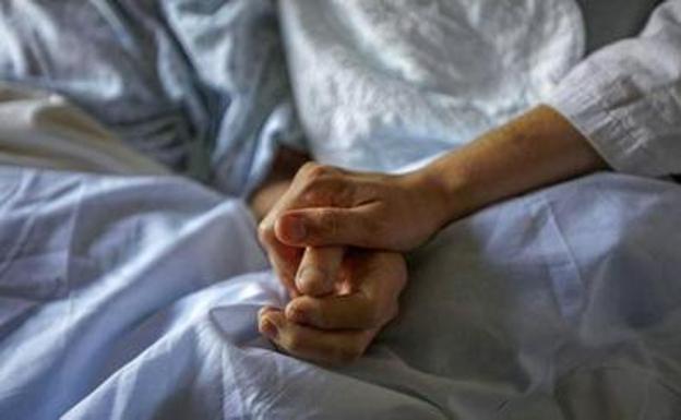 La Ley de la Eutanasia resumida: Las claves para entender la proposición de ley del Gobierno