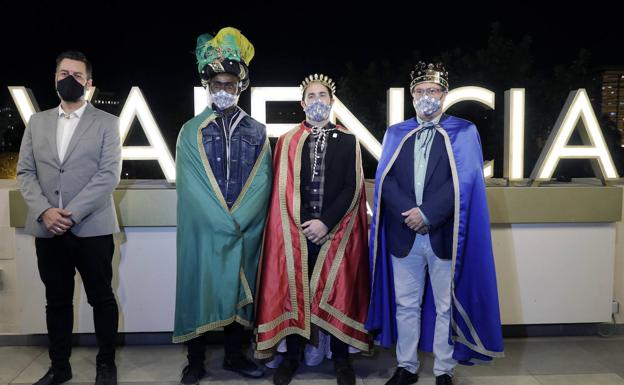 Los Reyes Magos recibirán a los niños de Valencia en un campamento bereber