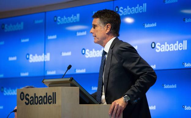 Banco Sabadell estudia el relevo de su consejero delegado, Jaime Guardiola