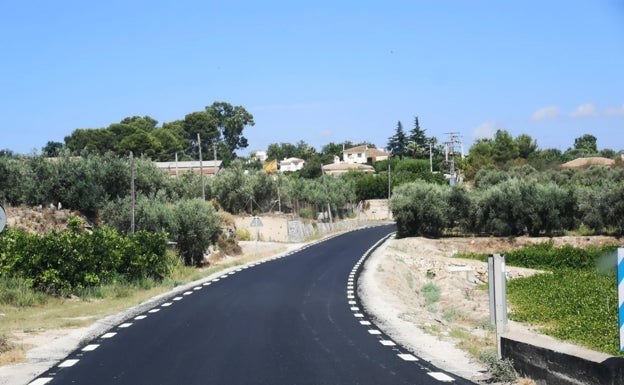 La Diputación mejora la seguridad de una carretera de Enguera, zona de paso de turismo de interior