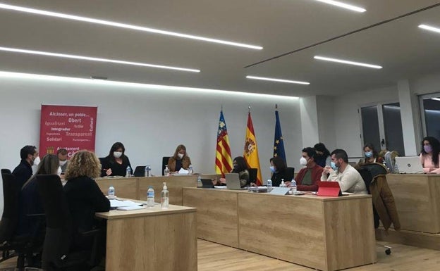 Alcàsser aprueba el presupuesto de 7,3 millones y un aumento del 15% del gasto social