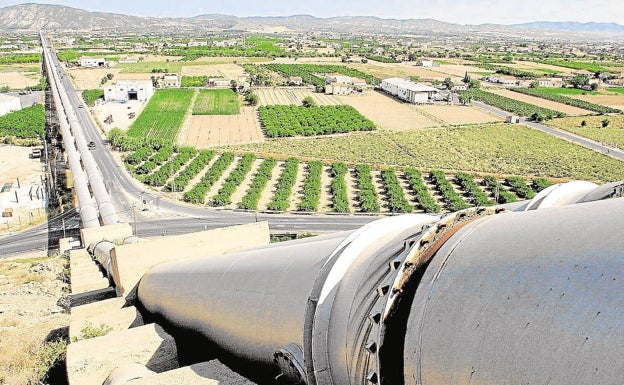 «El problema del agua no es de datos ni técnico, es una cuestión política»