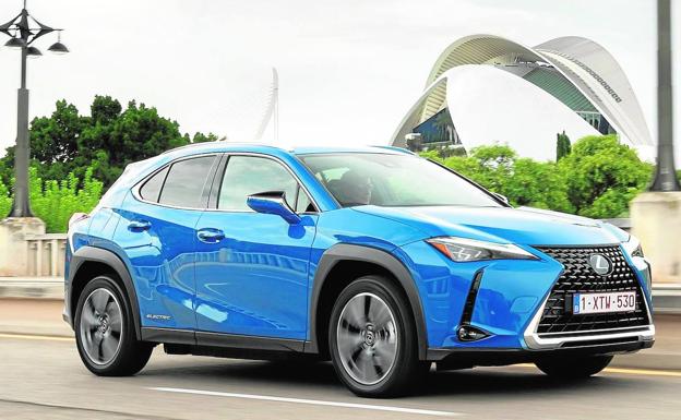 Lexus UX 300e, el primer eléctrico de la marca japonesa llega al mercado en 2021