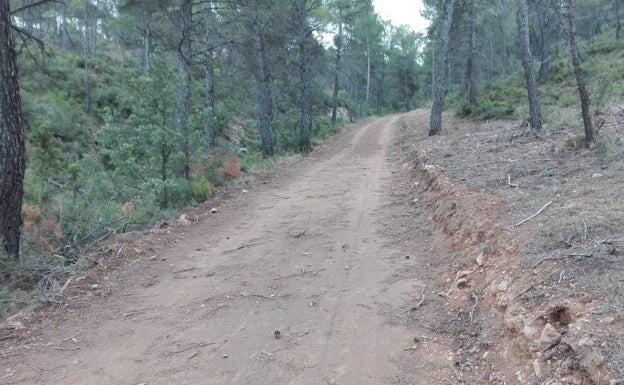 La Font de la Figuera repara cuatro caminos rurales