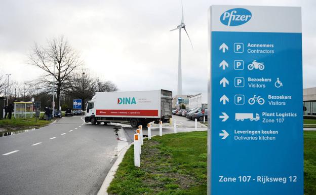 La vacunación empezará en siete residencias de la Comunitat y llegará a 31.000 personas a la semana