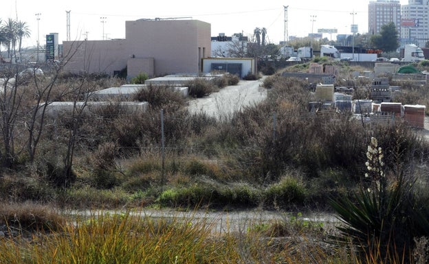 Alfafar se planta y exige al ministerio medidas para evitar inundaciones en la zona comercial