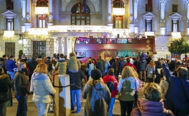 Justicia investiga la cabalgata de Reyes en Valencia por las aglomeraciones de público