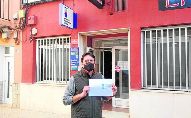 Vende y gana el tercer premio con la fecha de nacimiento de su hijo