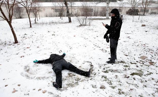 La nieve cubre todo el interior de la Comunitat