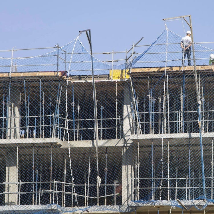 Valencia acaba el año con 3.266 licencias de obras pendientes