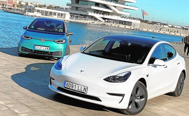 Los eléctricos clave para el 2021: Volkswagen ID3 frente a Tesla Model 3