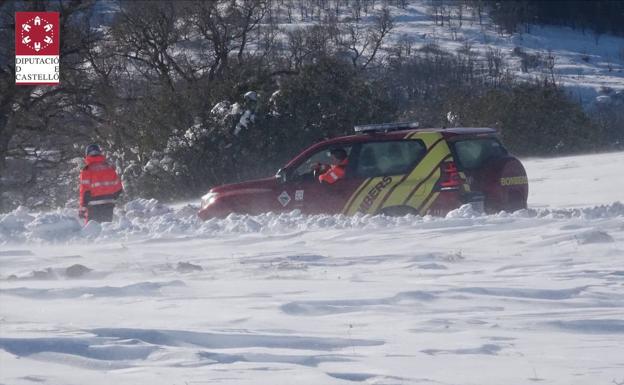 Rescatado un hombre tras cortarse con una motosierra en una masía aislada por la nieve en Caudiel