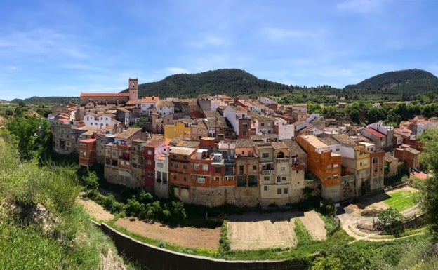 Los alcaldes de la Canal de Navarrés piden a sus vecinos que se queden en casa y se relacionen lo menos posible