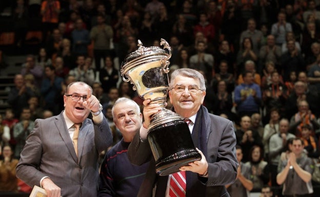 Fallece Miki Vukovic, el maestro del baloncesto