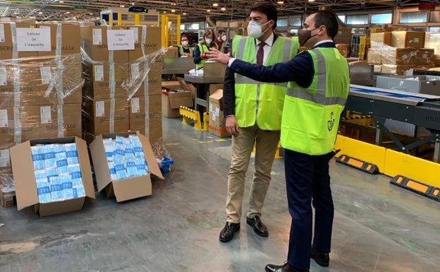 Alicante inicia el reparto en los buzones de cinco millones de mascarillas