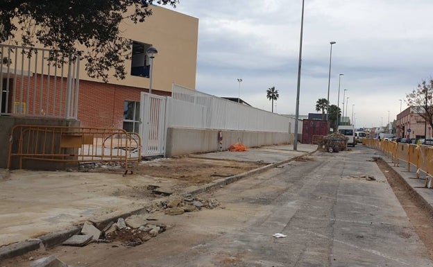 Alaquàs mejora los accesos del colegio público Ciutat de Cremona