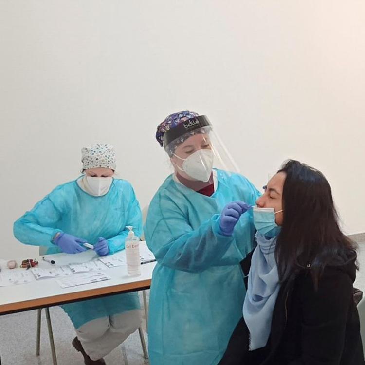 Madrid empezará con los test en farmacias y dentistas el 1 de febrero