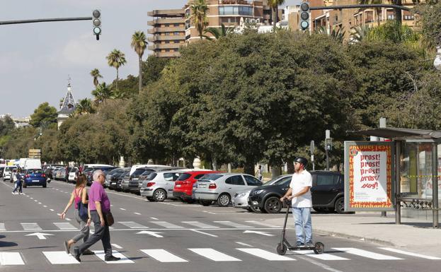 Un hombre pide auxilio al 112 tras quedar atrapado dentro del alcantarillado en Valencia