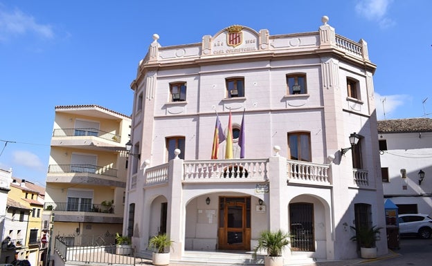 Agullent prepara una línea de ayuda para la hostelería y otra para parados por causa del Covid