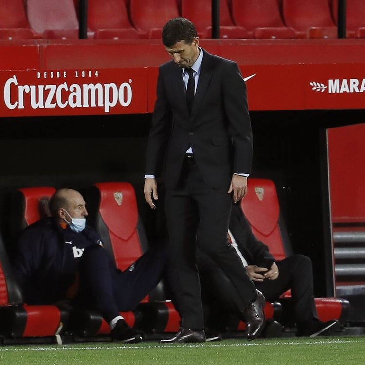Javi Gracia: «La alineación no era para tirar la Copa, es lo que tenemos»