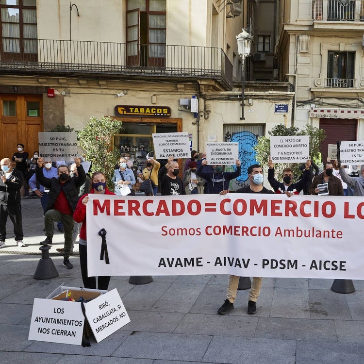«Sólo nos queda ir a los comedores sociales para poder subsistir»
