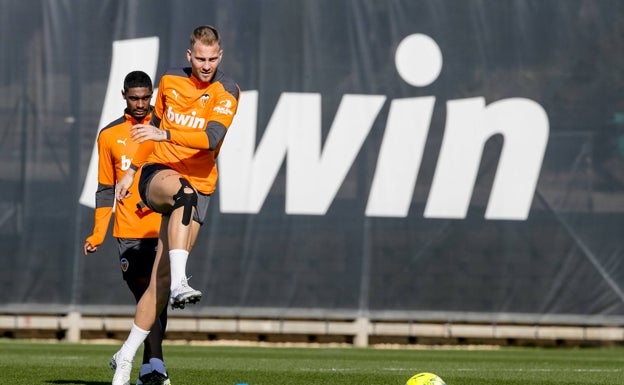 Una nueva final para el Valencia de Gracia ante el Elche