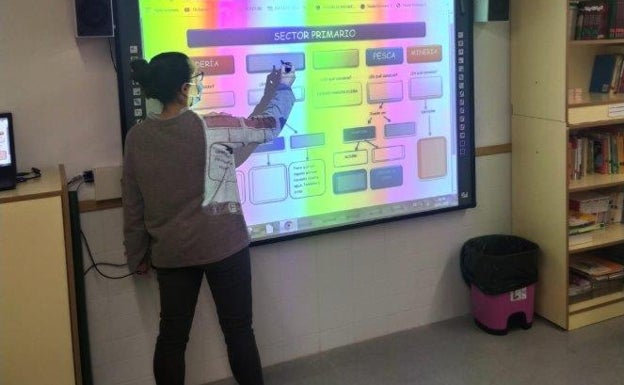 Más de medio centenar de alumnos participan en las actividades extraescolares de Almussafes