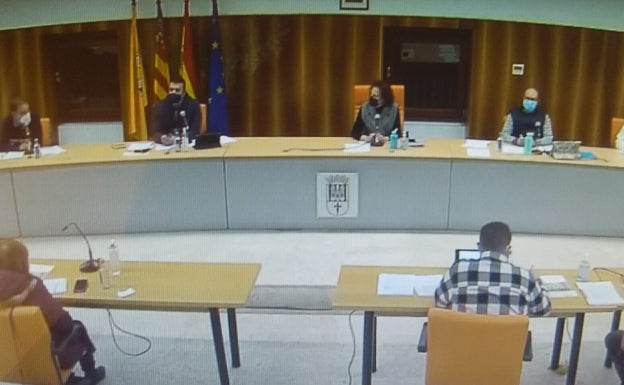 La alcaldesa de Enguera, obligada a demoler la piscina irregular tras un segundo expediente sancionador