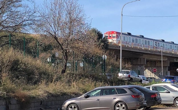 Acuerdan un nuevo jardín en el talud ferroviario que separa San Isidro