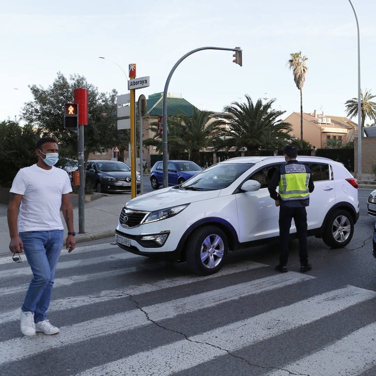 Más de un millar de multas en las 16 ciudades cerradas en la Comunitat Valenciana