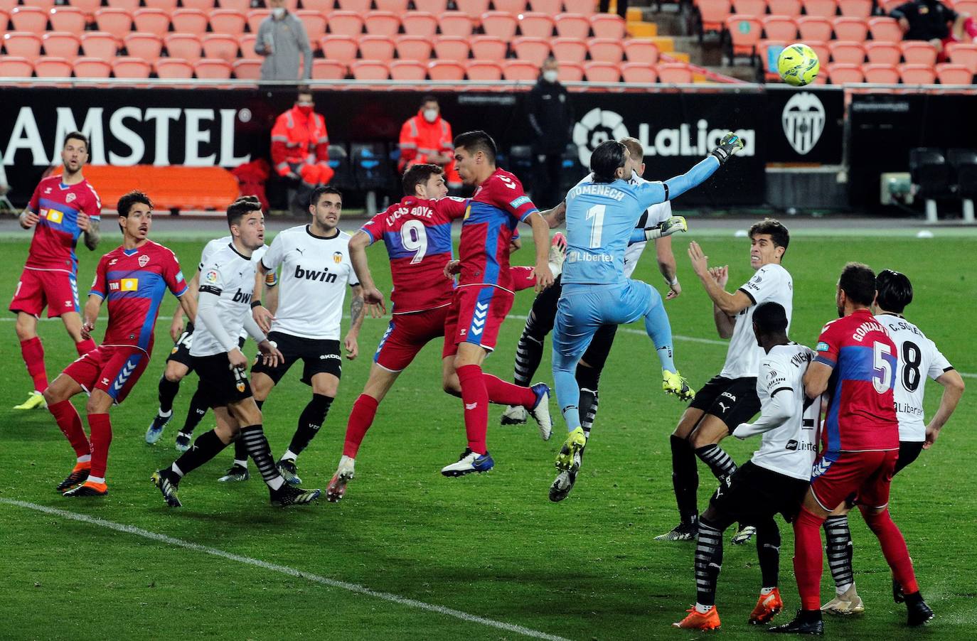 Fotos: Valencia CF - Elche