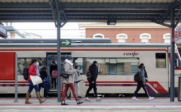 Los maquinistas convocan cinco jornadas de huelga en Renfe