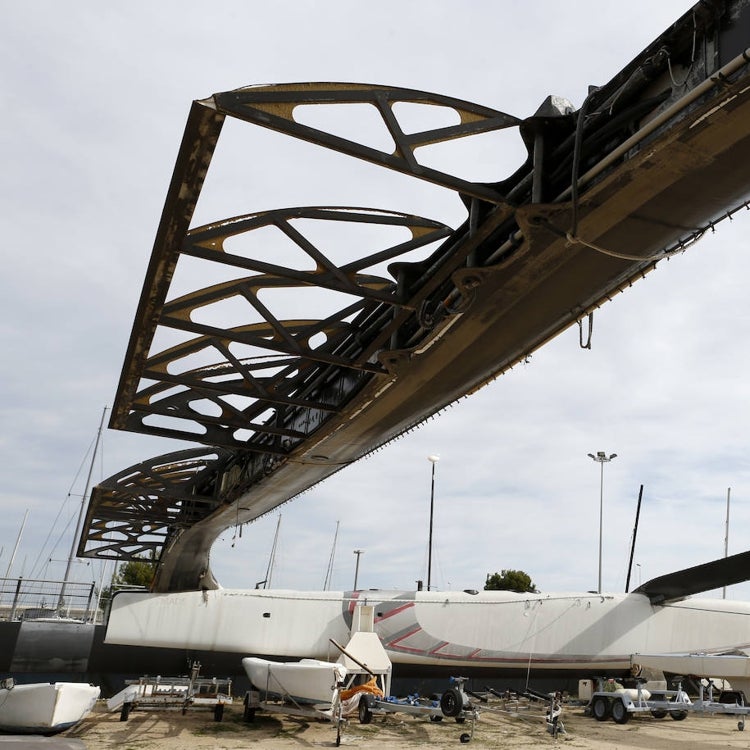 El Ayuntamiento estudia ahora vender el 'Alinghi 5' ante el interés de coleccionistas