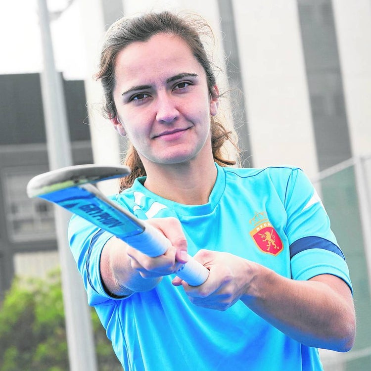 La doctora del stick afina el tiro