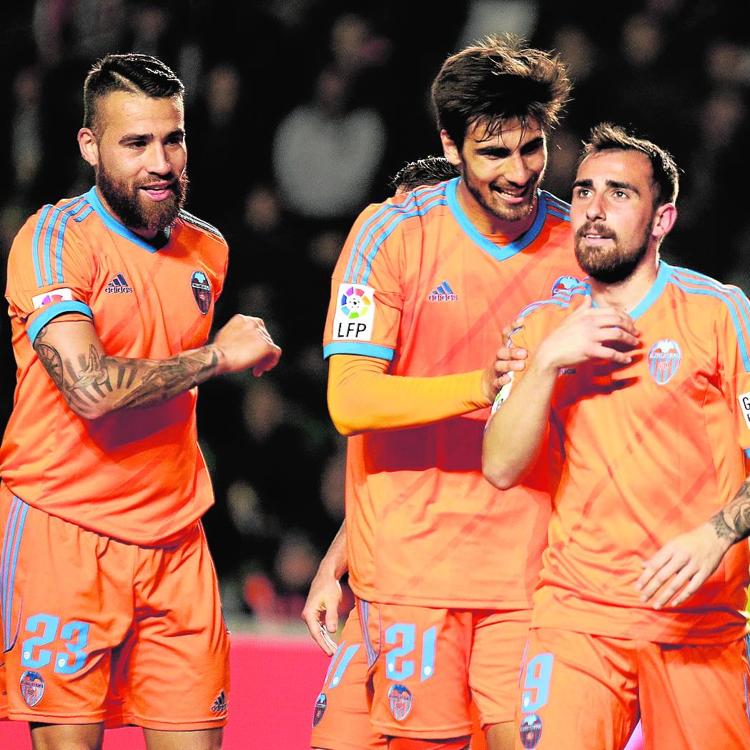 El Valencia CF, el club que más beneficio tiene en compraventa de jugadores