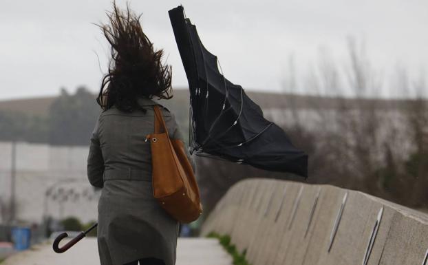 ¿Por qué me duele la cabeza cuando hace viento?