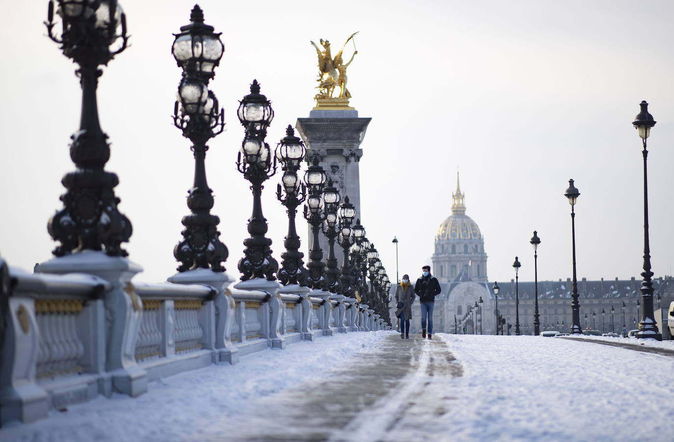 La nieve cubre París