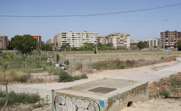 Compromís acerca posturas con vecinos y clubes deportivos de Benimaclet