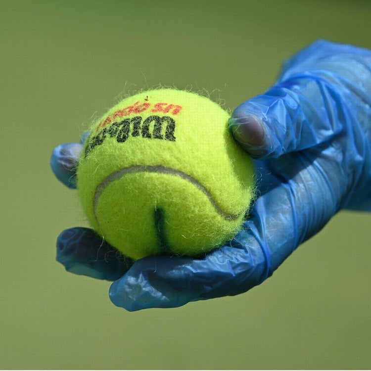 El tenis y el pádel, otros dos deportes que exigen la vuelta a la actividad